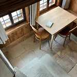 Idyllische Im Historischen Dorfhaus *