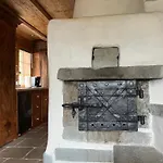 Idyllische Im Historischen Dorfhaus *