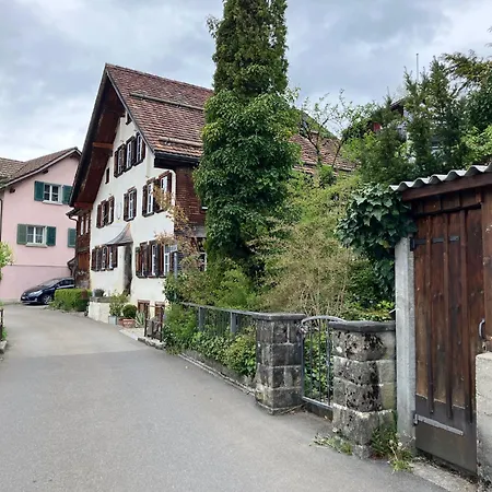 Idyllische Im Historischen Dorfhaus *