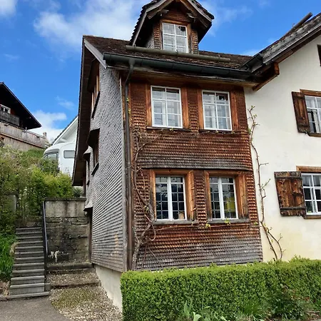 Appartement Idyllische Im Historischen Dorfhaus Ebnat-Kappel