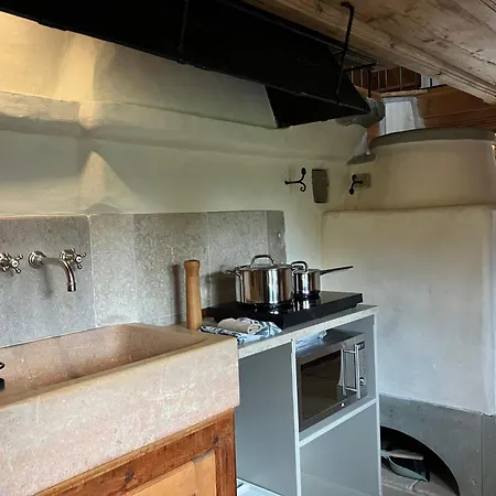 Idyllische Im Historischen Dorfhaus *